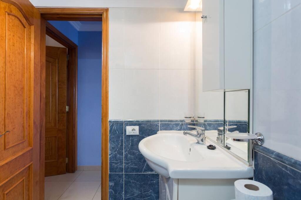 Apartamento Comodo Y Centrico, Los Cristianos อาโรนา ภายนอก รูปภาพ